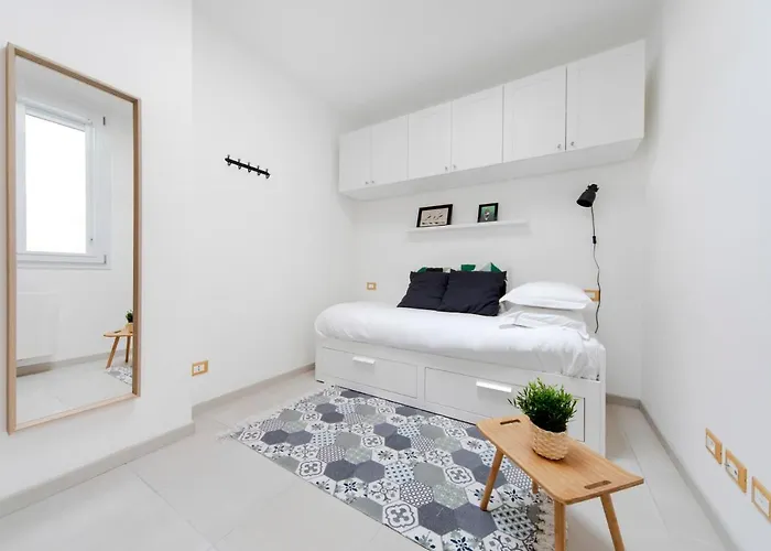 Realkasa Pool & Parking Flat * بولونيا