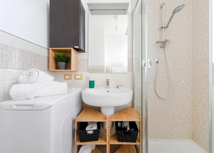 Realkasa Pool & Parking Flat 아파트 볼로냐