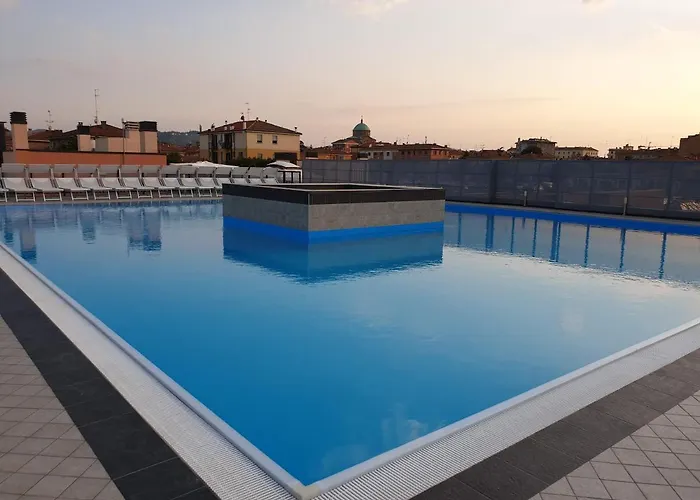 Realkasa Pool & Parking Flat شقة بولونيا