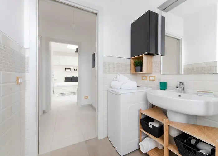 아파트 Realkasa Pool & Parking Flat 볼로냐